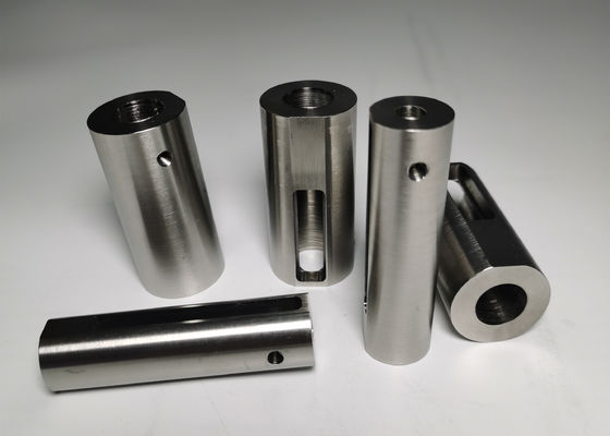 R04261 Silver Coloured Zirconium Alloys Niobium Zirconium Alloy Tubing